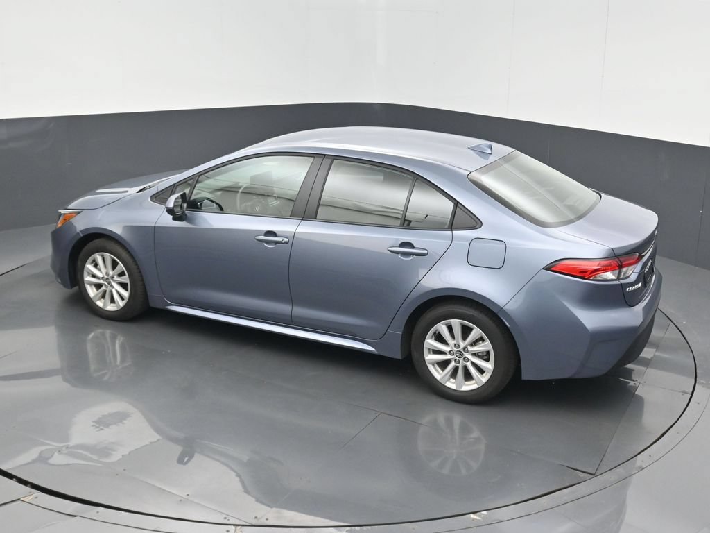 Used 2026 Toyota Corolla LE w/ LE Premium Package FWD image 15