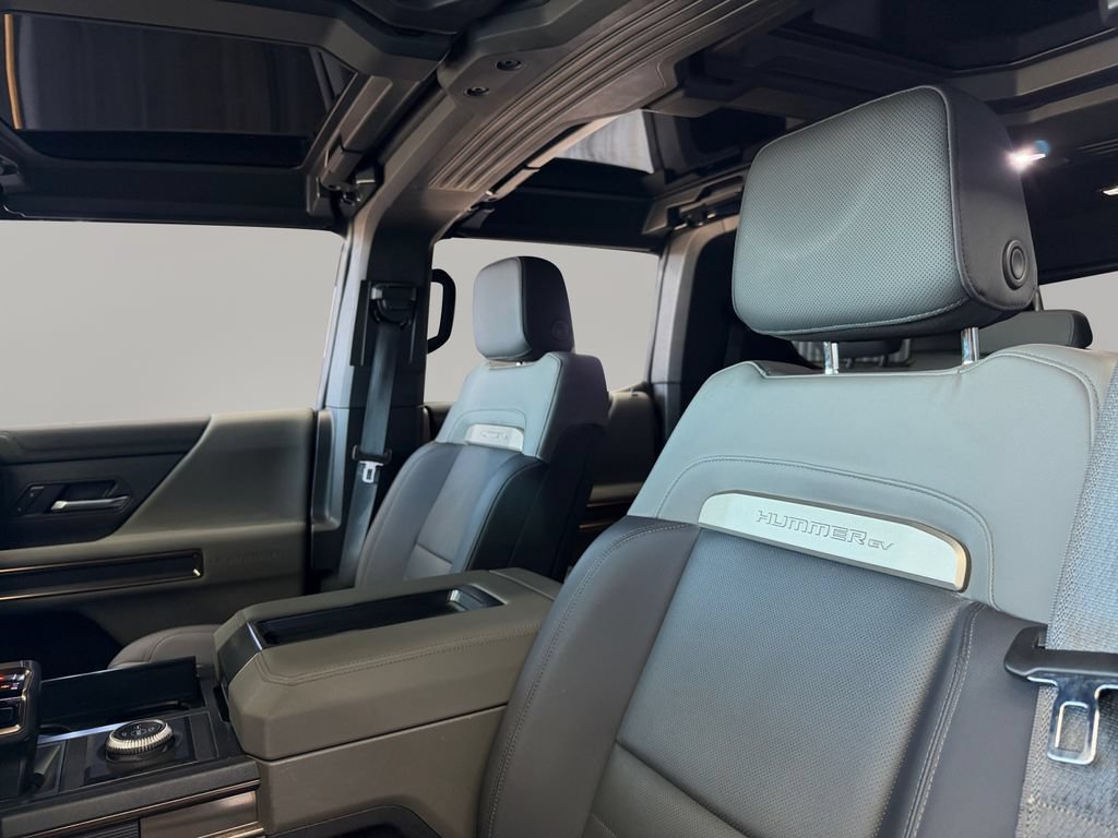 Used 2025 GMC Hummer EV 2X AWD/4WD image 8