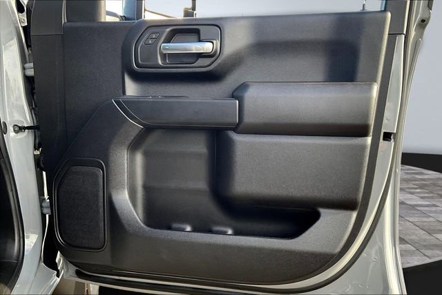 Used 2024 Chevrolet Silverado 2500 Custom w/ Custom Value Package image 30