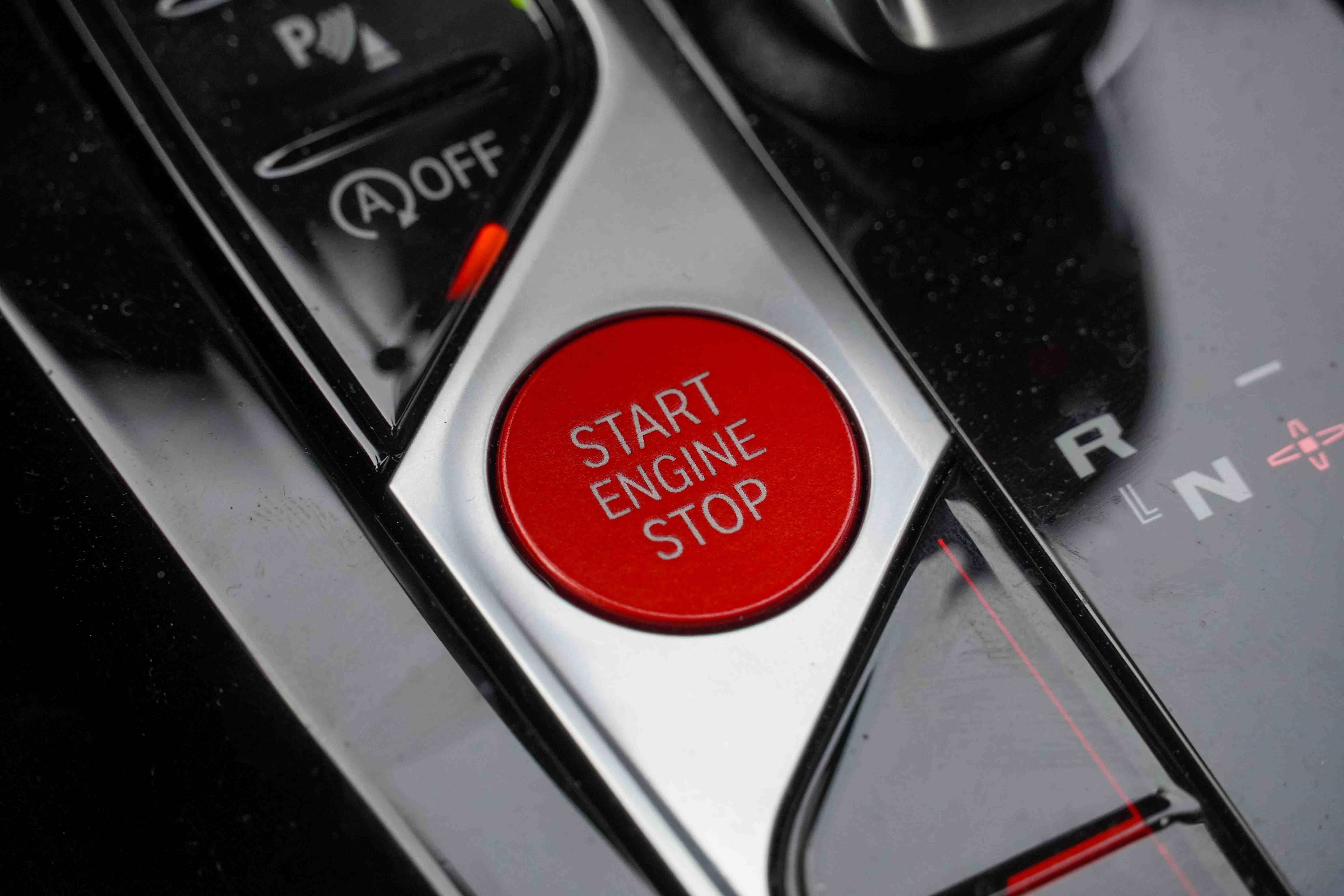 Used 2023 BMW X4 M w/ Competition Package image 19