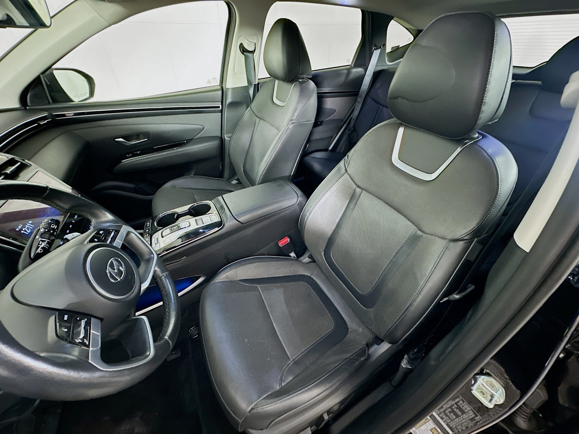 Used 2022 Hyundai Tucson Limited AWD/4WD image 13