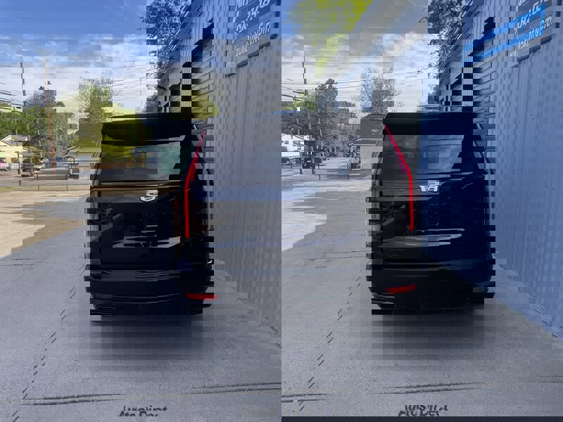 Used 2021 Cadillac Escalade Sport w/ Driver Assist Tech Package image 14