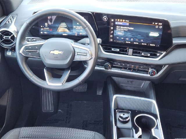 Used 2026 Chevrolet Equinox LT FWD image 27