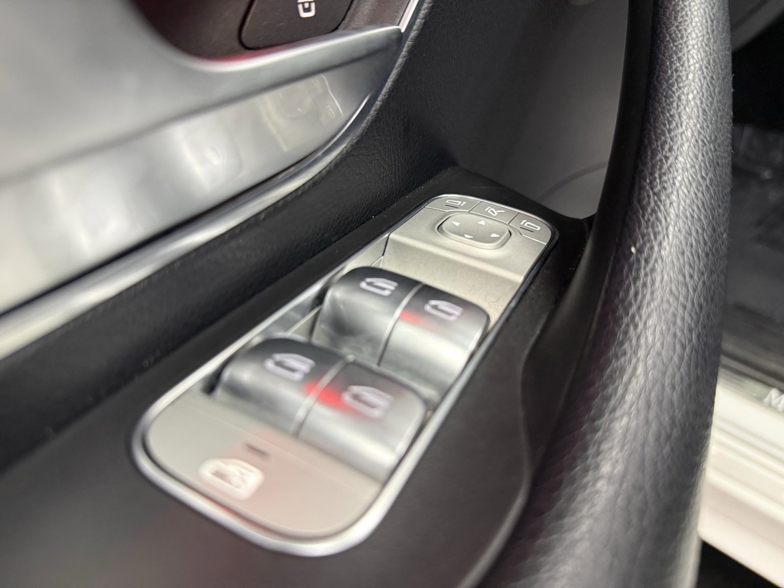 Certified 2021 Mercedes-Benz GLE 350 4MATIC image 18