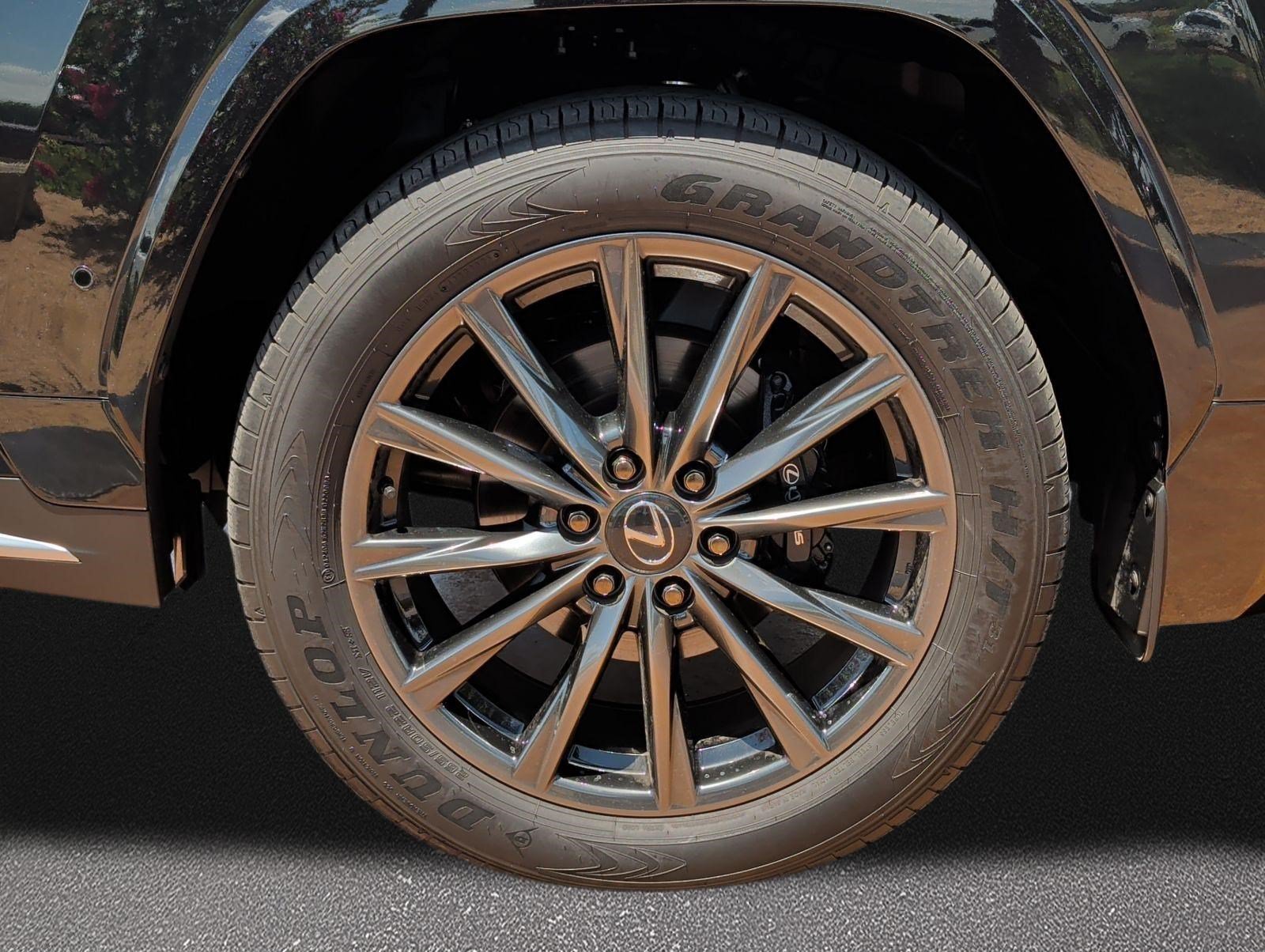 Used 2025 Lexus LX 700h F Sport AWD/4WD image 7