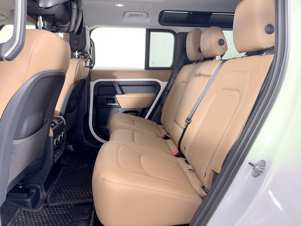 Used 2025 Land Rover Defender 110 S AWD/4WD image 20
