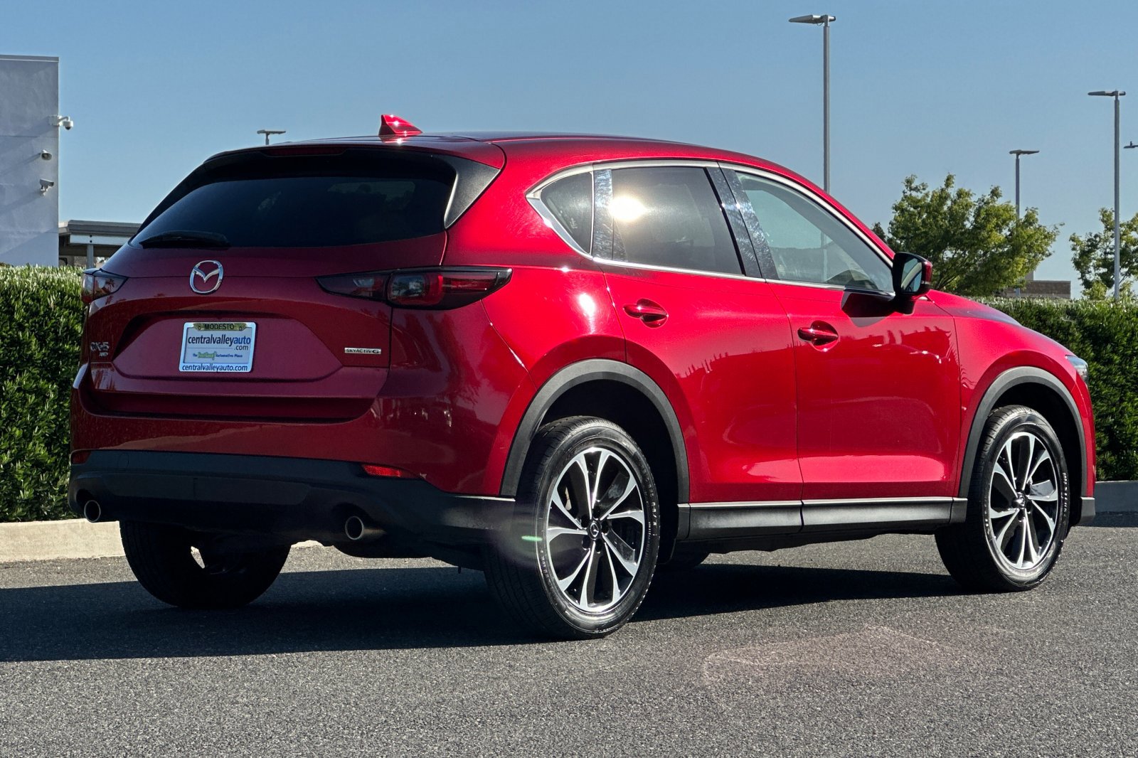 Used 2022 MAZDA CX-5 AWD 2.5 S w/ Premium Plus Pkg image 4