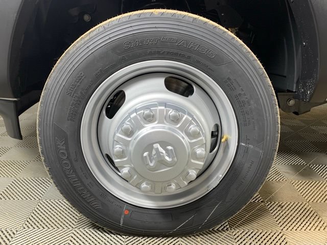 New 2026 RAM 4500 Tradesman w/ Chrome Appearance Group AWD/4WD image 8