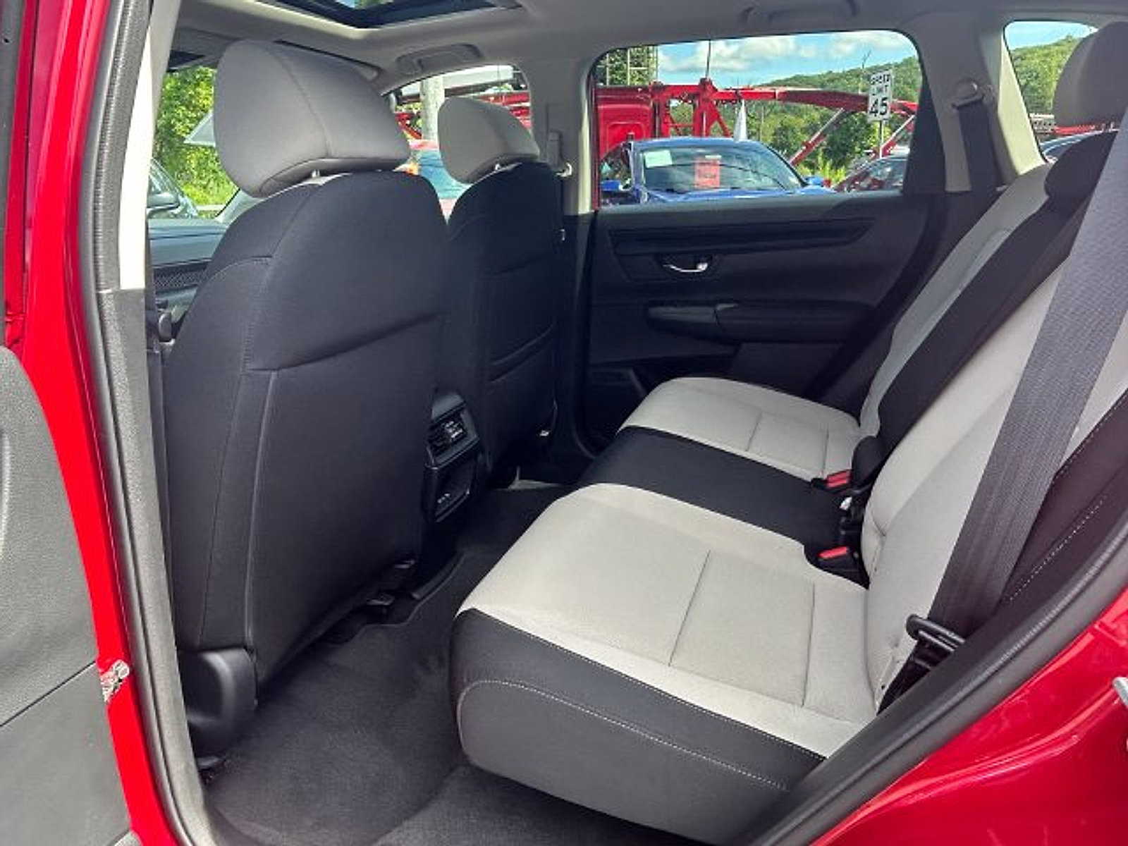 Used 2024 Honda CR-V EX image 31
