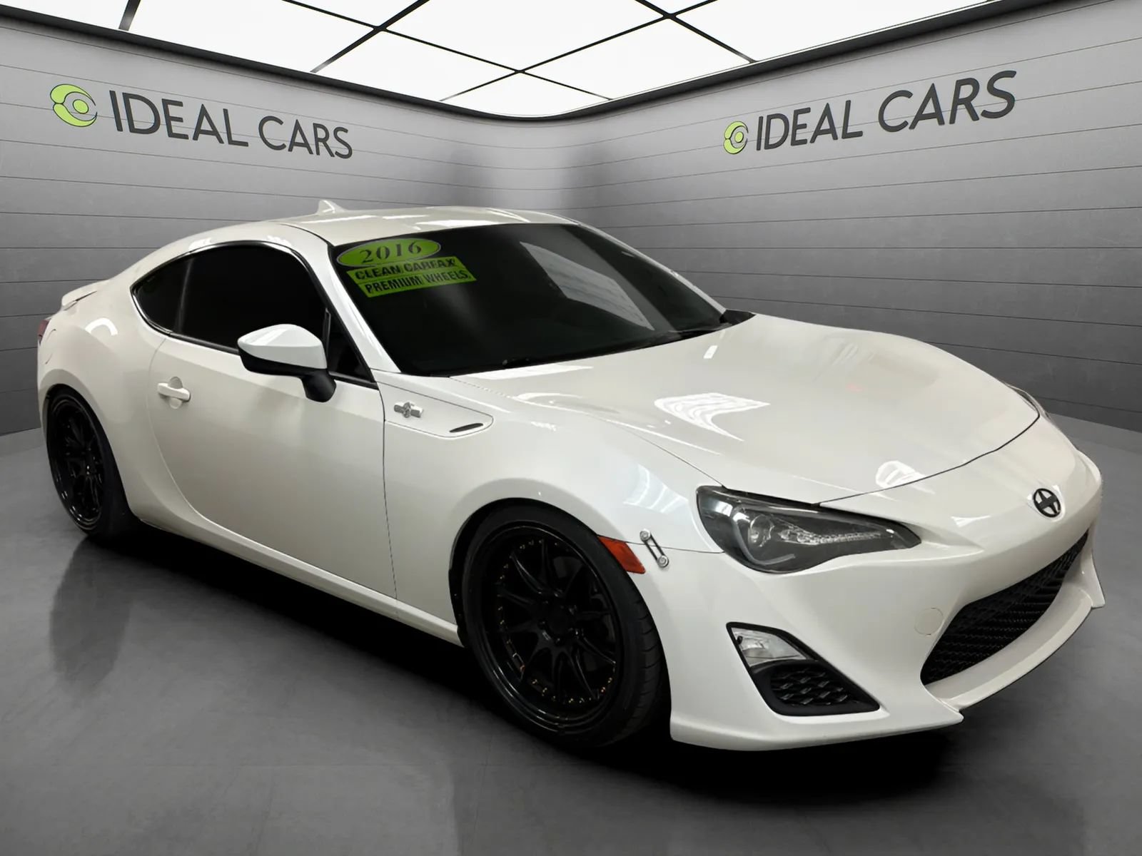 Used 2016 Scion FR-S RWD image 3