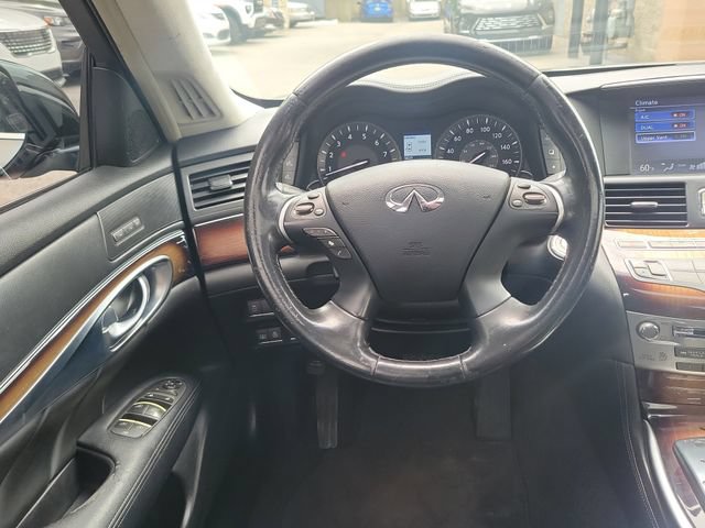 Used 2015 INFINITI Q70 L 3.7 w/ Deluxe Touring Package RWD image 8