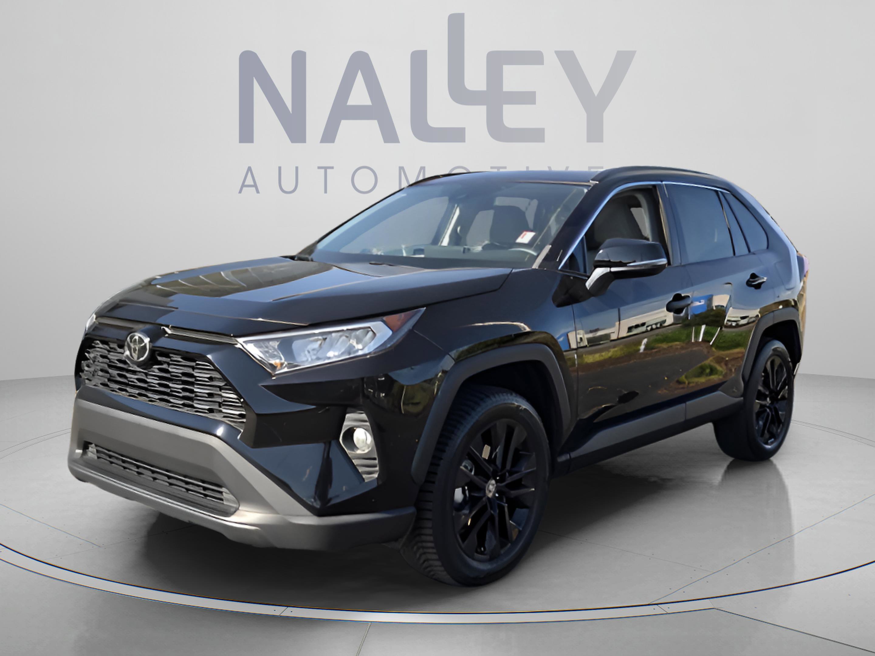 Certified 2021 Toyota RAV4 XLE Premium FWD image 1