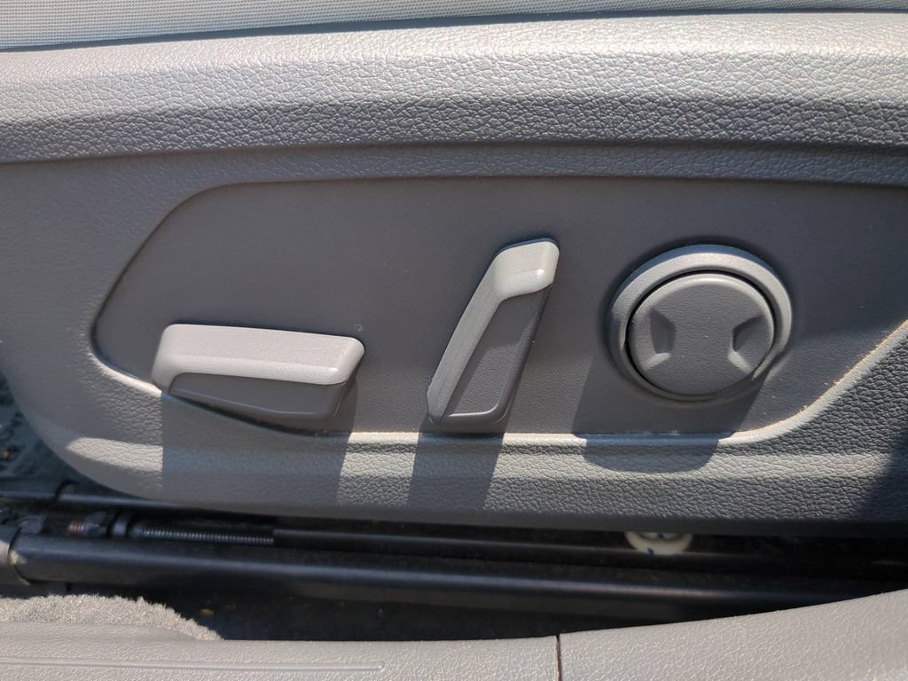 Certified 2025 Hyundai Sonata SEL FWD image 16