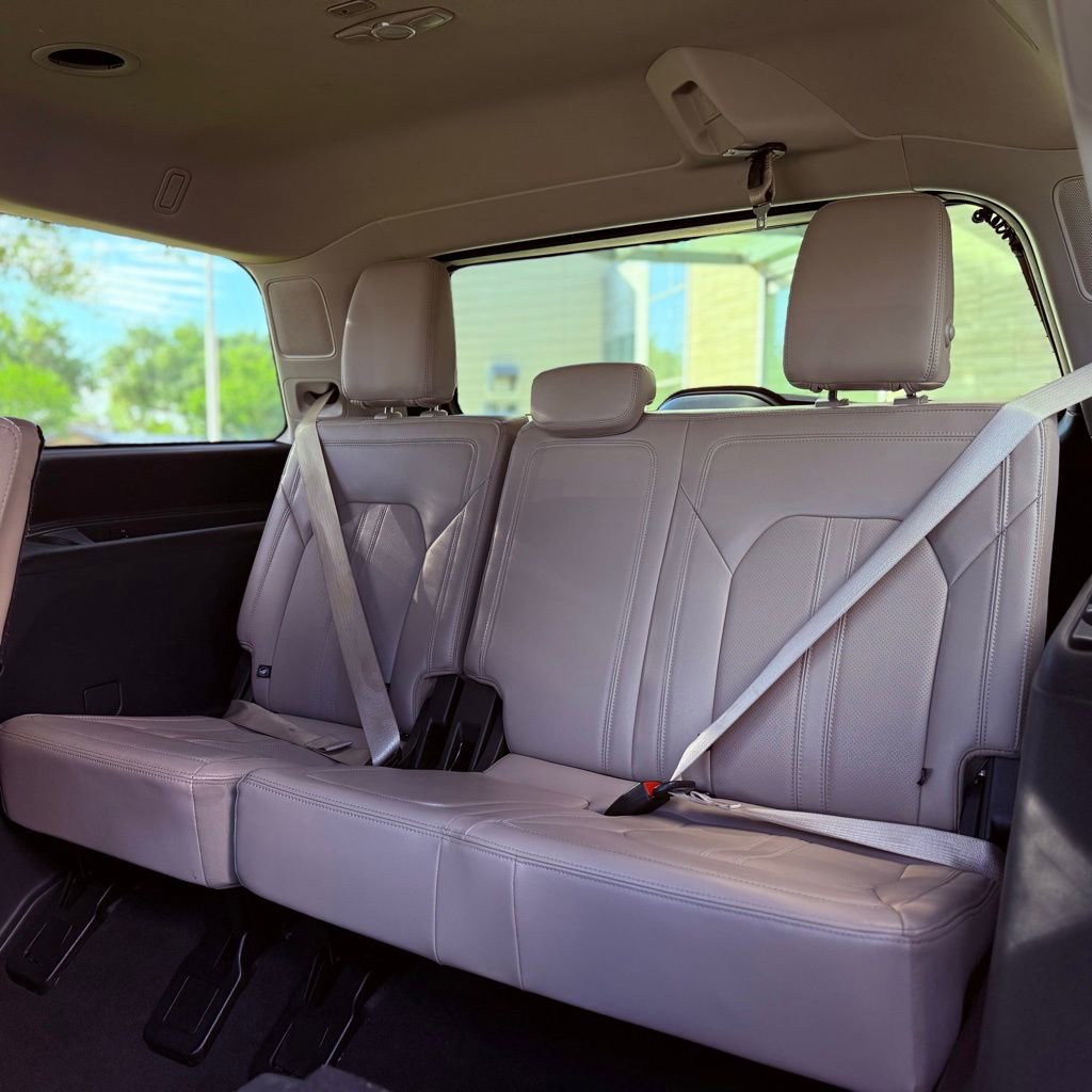 Used 2024 Ford Expedition Limited image 35