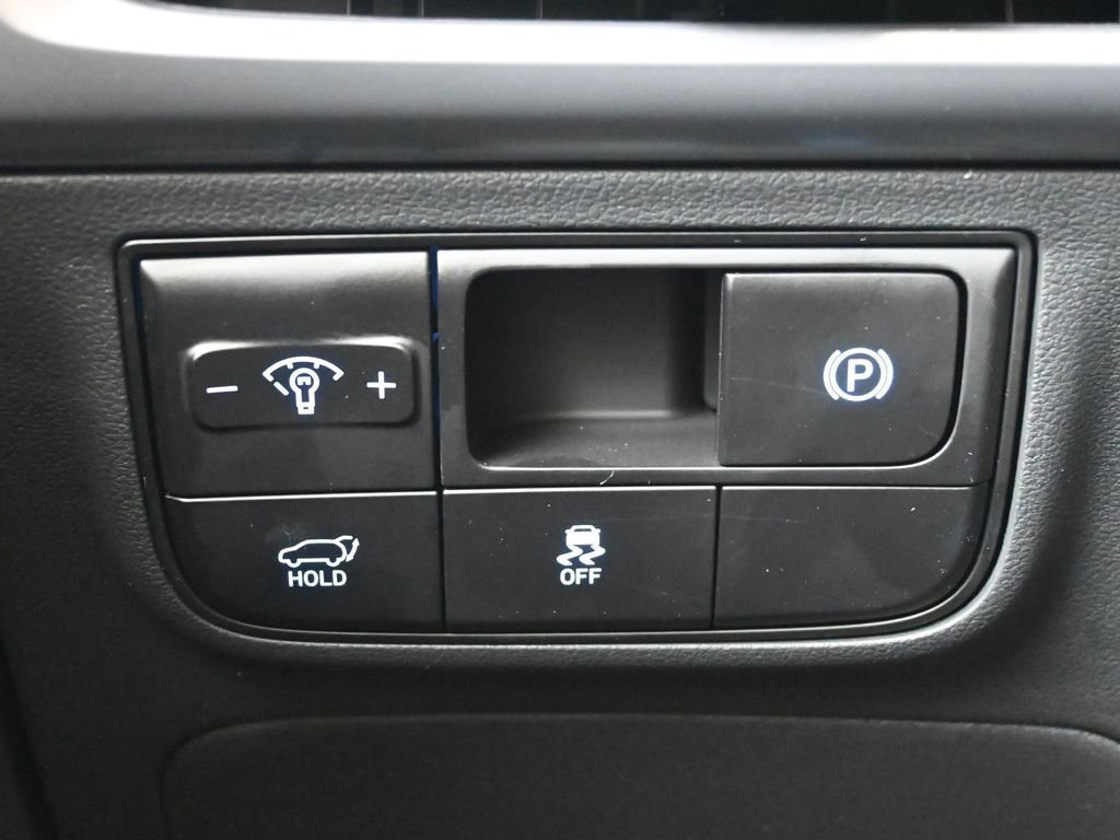 New 2026 Hyundai Tucson Limited image 25