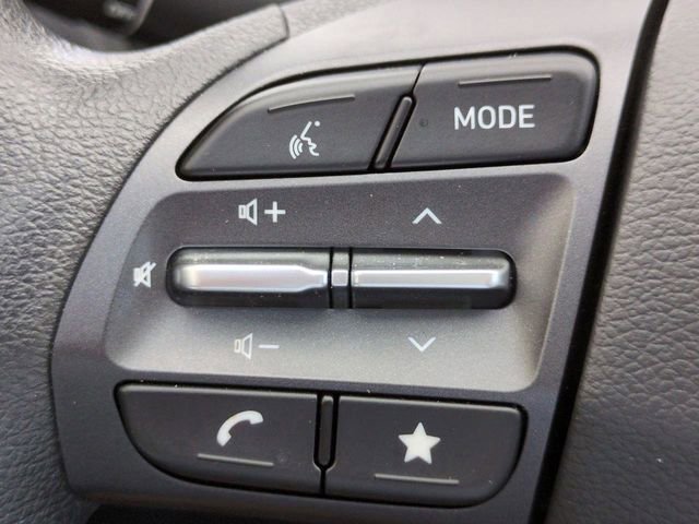 Used 2022 Hyundai Kona SEL image 37