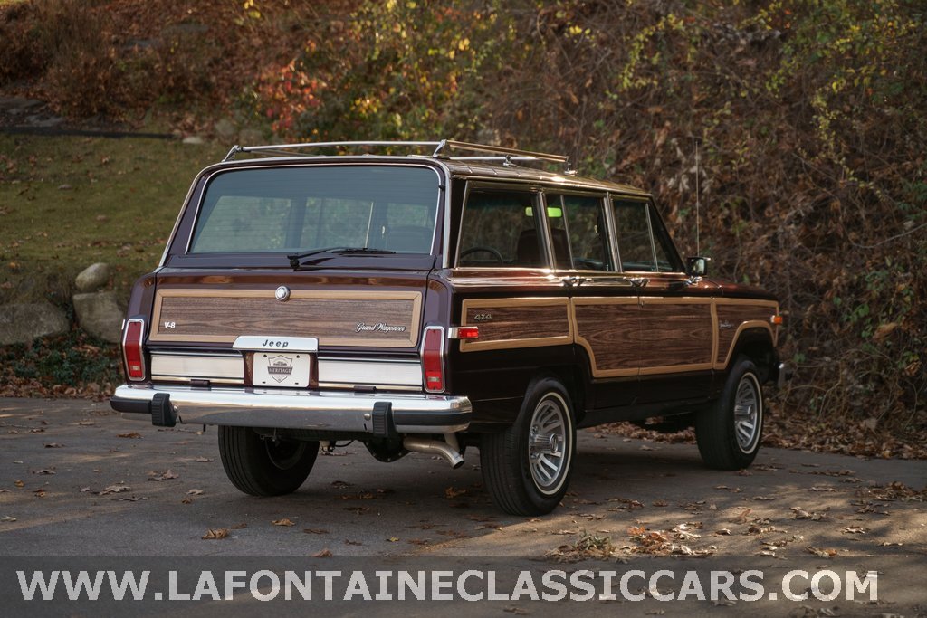 Used 1991 Jeep Grand Wagoneer Base image 77
