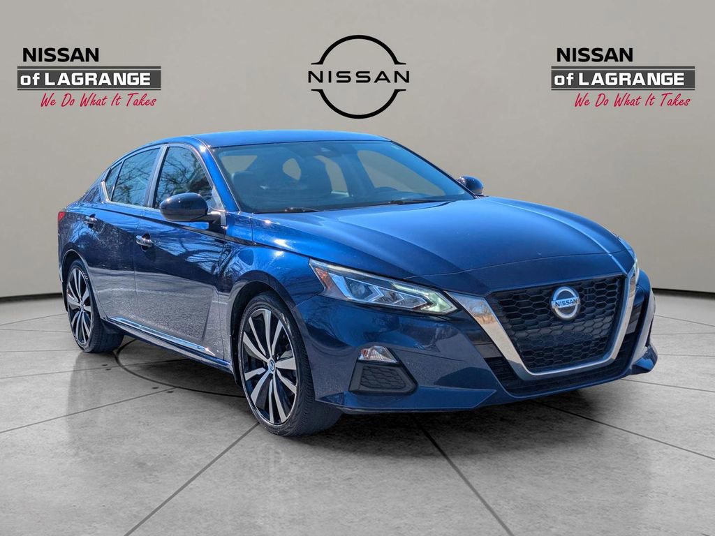 Used 2020 Nissan Altima 2.5 SR FWD image 3