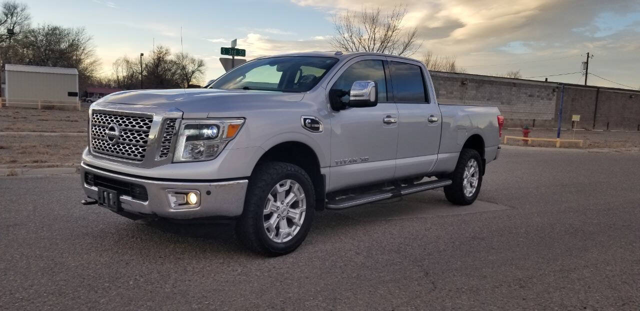 Used 2016 Nissan Titan SL AWD/4WD image 2