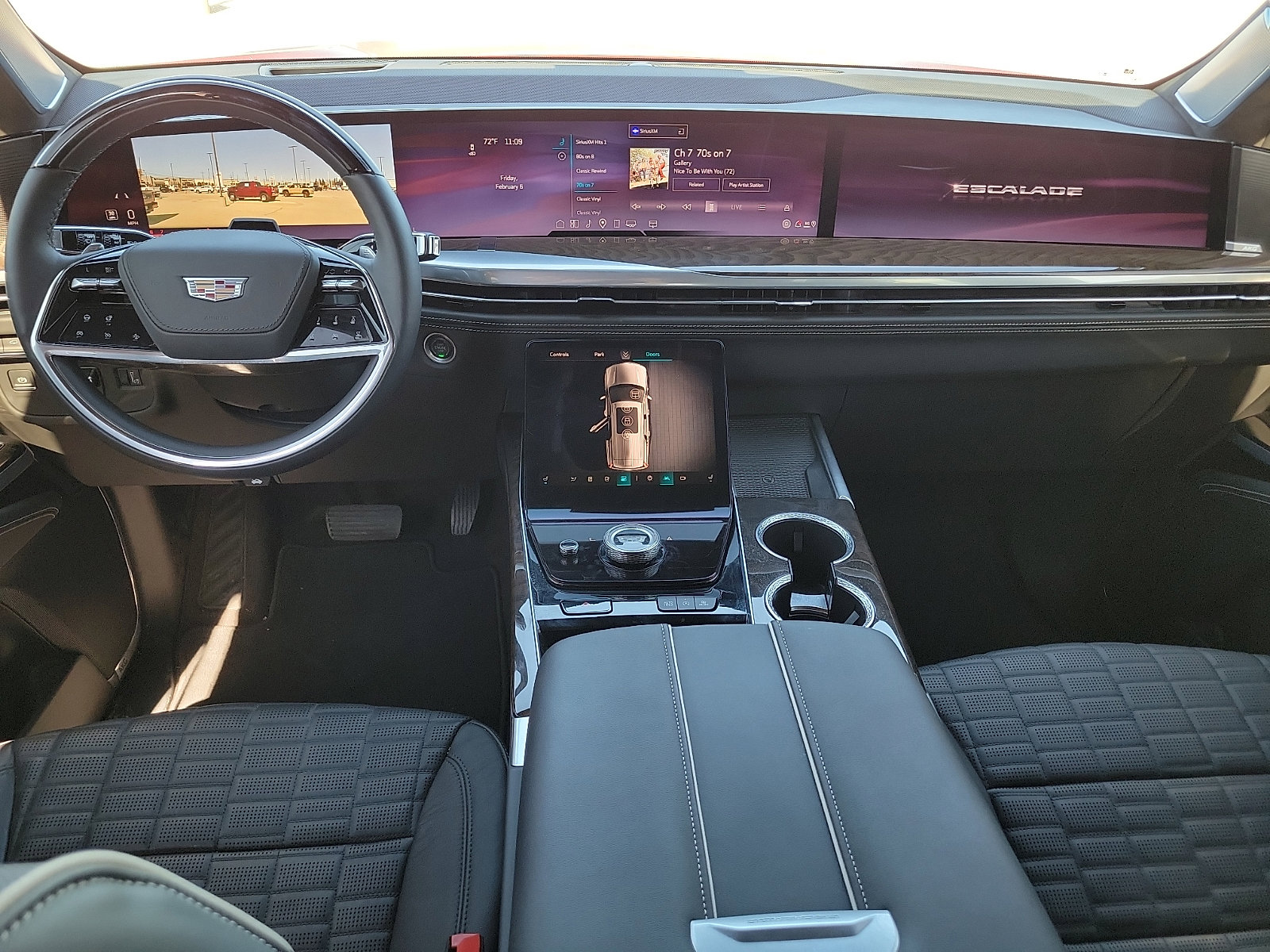 Used 2025 Cadillac Escalade Premium Luxury Platinum image 9