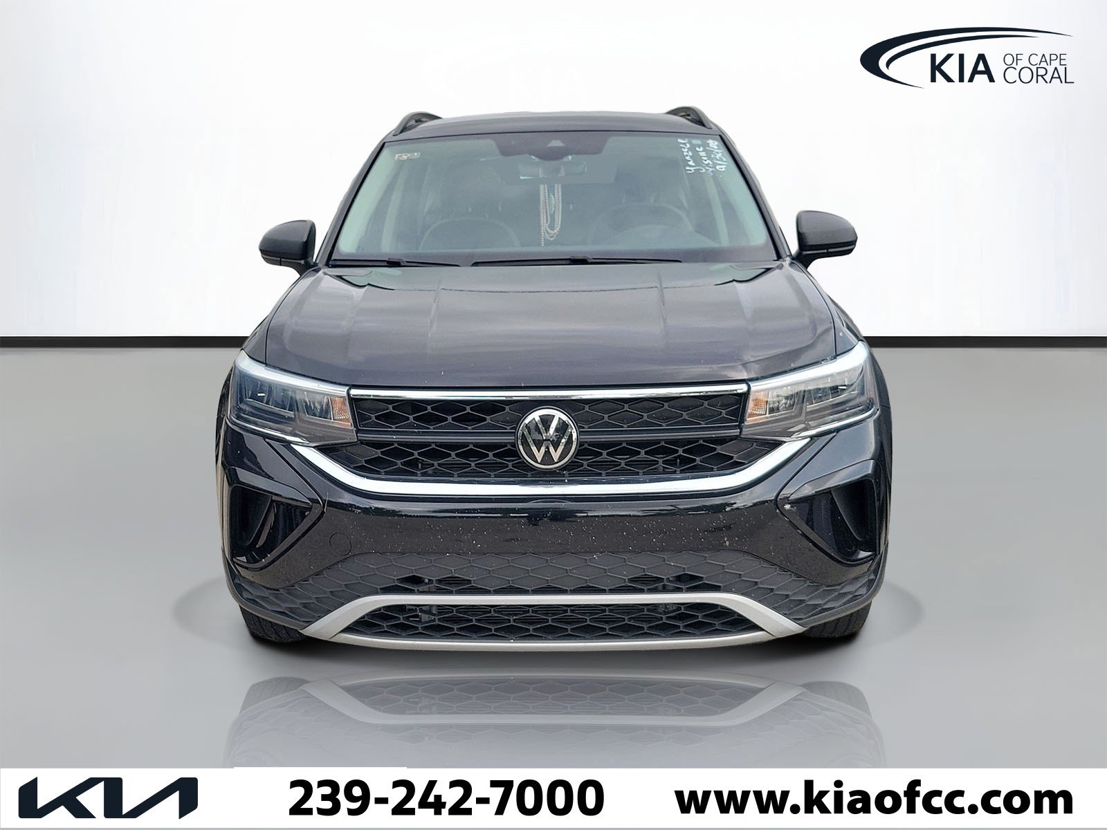 Used 2024 Volkswagen Taos S FWD image 2