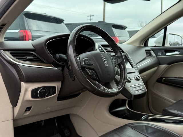 Used 2019 Lincoln MKC Reserve w/ MKC Climate Package image 11