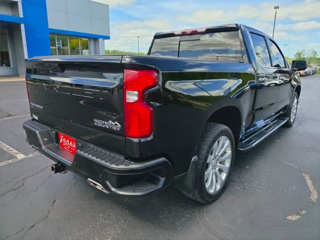 Used 2022 Chevrolet Silverado 1500 High Country w/ Technology Package AWD/4WD image 6