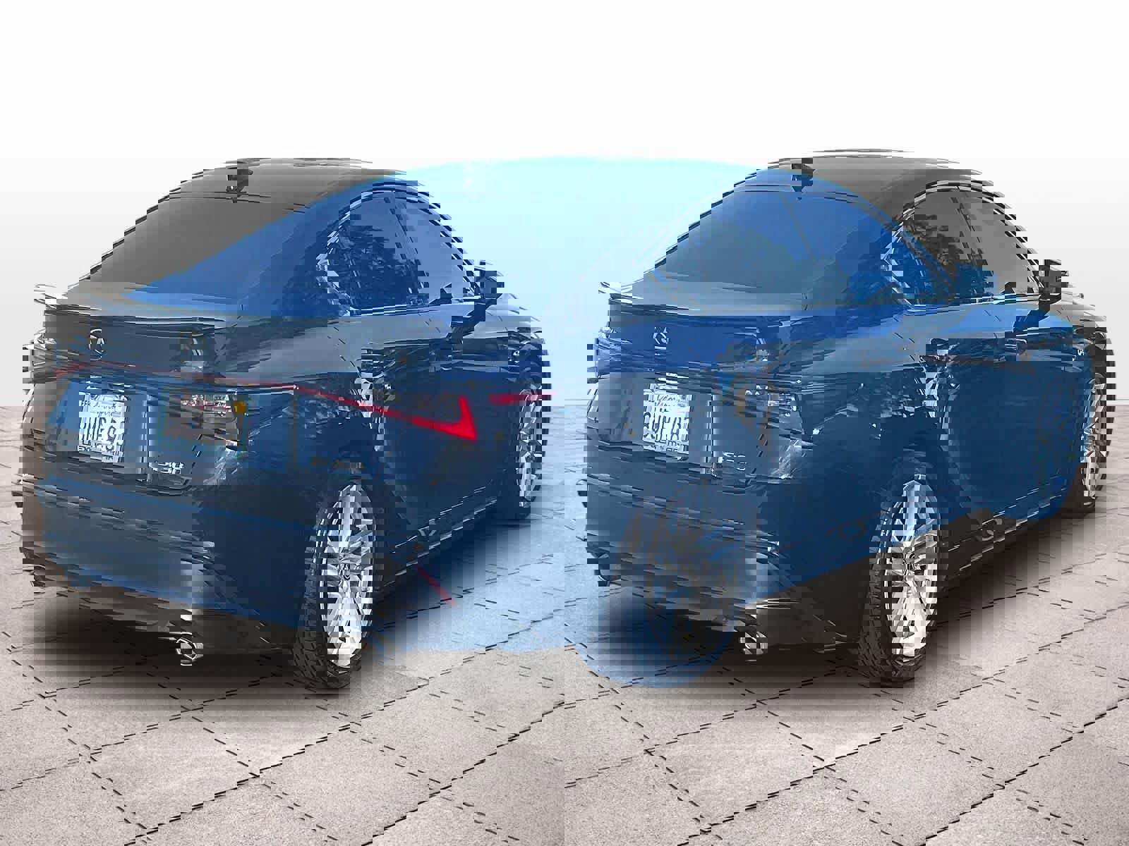 Used 2021 Lexus IS 300 image 14