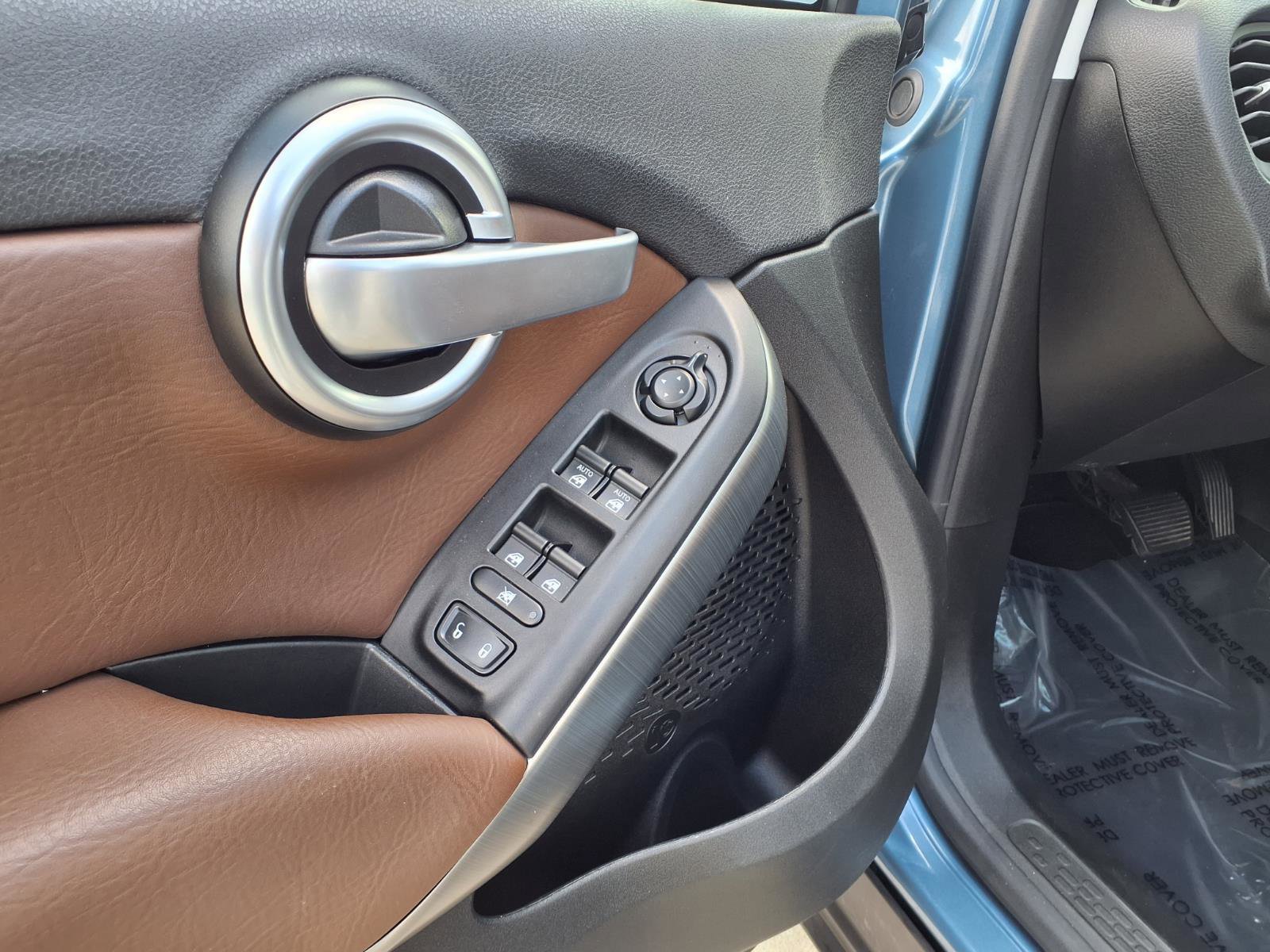 Used 2018 FIAT 500X Lounge w/ Lounge Premium Package (FWD) image 12