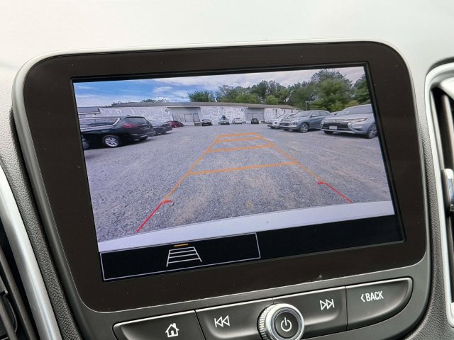 Used 2025 Chevrolet Malibu LS w/ LPO, Floor Liner Package FWD image 2