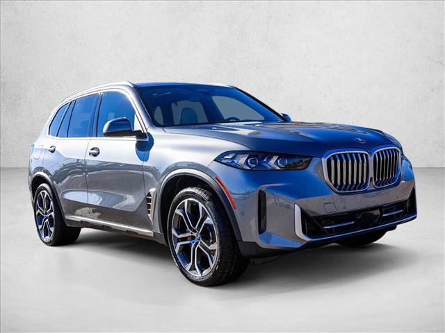 Used 2026 BMW X5 xDrive40i AWD/4WD image 3