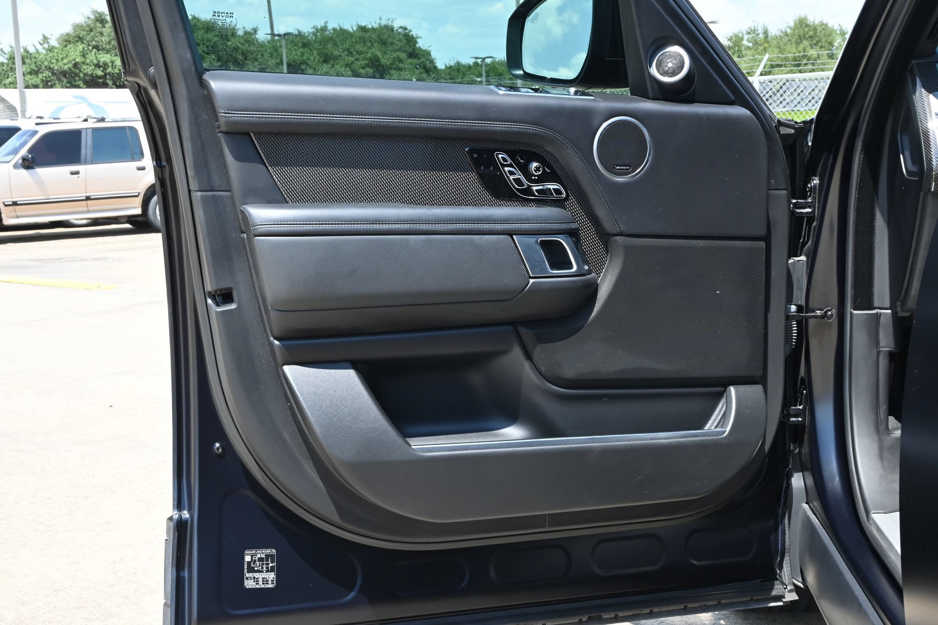 Used 2019 Land Rover Range Rover SV Autobiography Dynamic AWD/4WD image 19