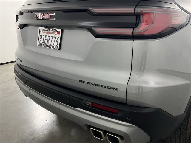 Used 2025 GMC Acadia Elevation image 33