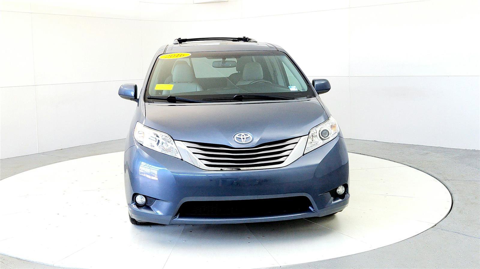 Used 2016 Toyota Sienna XLE Premium w/ Protection Package AWD/4WD image 8