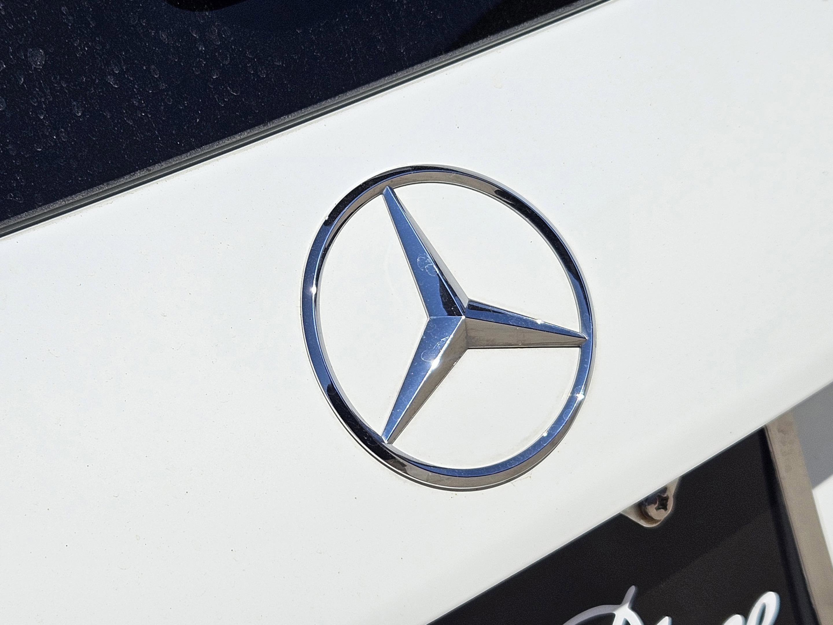 Certified 2025 Mercedes-Benz GLB 250 image 9