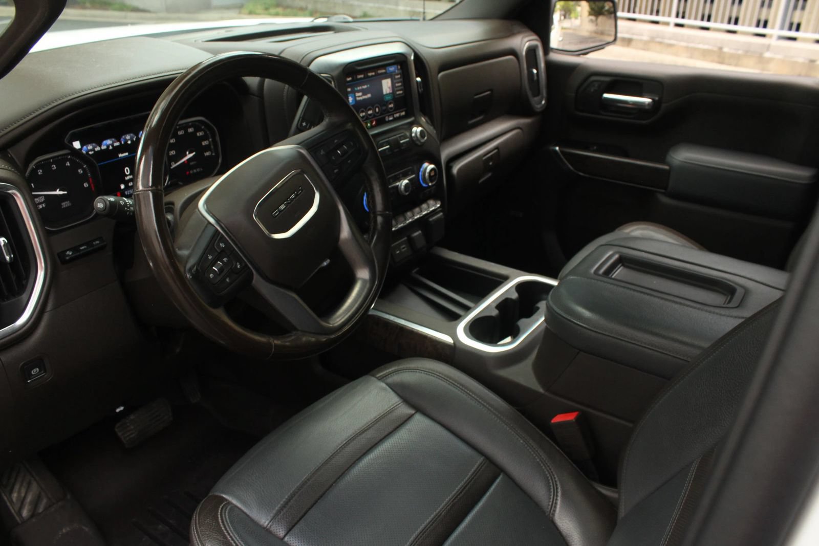 Used 2020 GMC Sierra 1500 Denali w/ Denali Ultimate Package AWD/4WD image 13