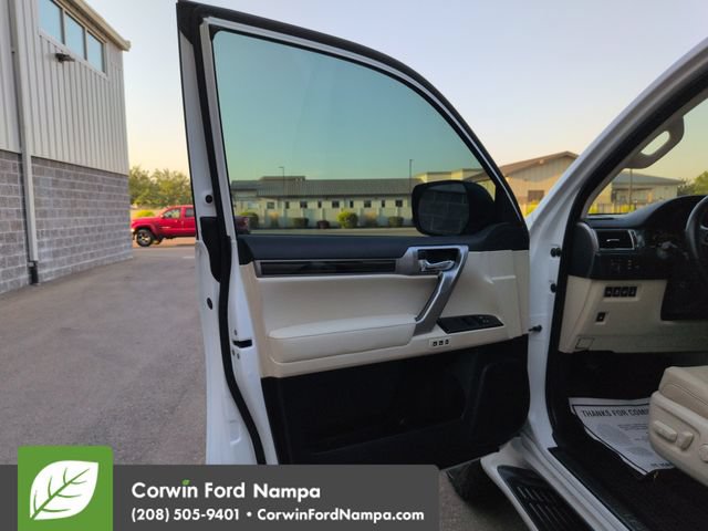 Used 2023 Lexus GX 460 Premium AWD/4WD image 10