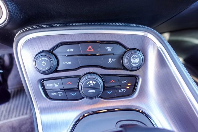 Used 2017 Dodge Challenger R/T image 20