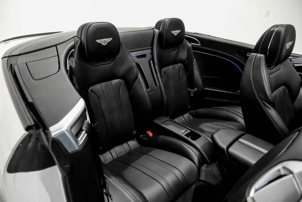 Used 2020 Bentley Continental GT image 41