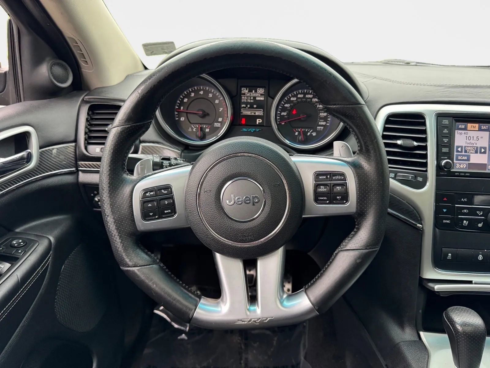 Used 2012 Jeep Grand Cherokee SRT8 w/ Luxury Group II AWD/4WD image 16