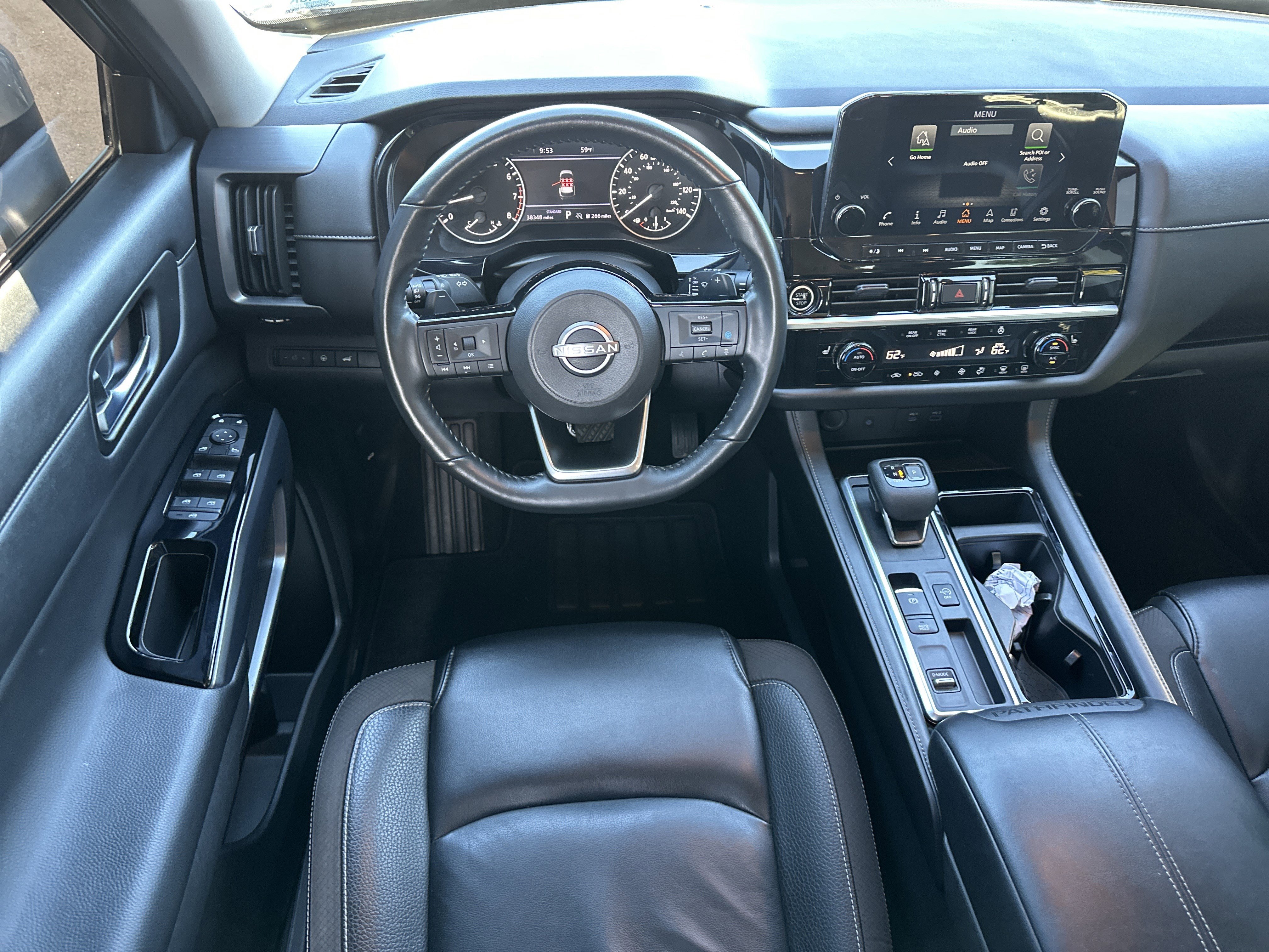 Used 2023 Nissan Pathfinder SL image 24