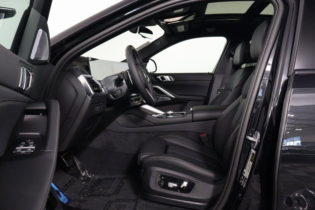 New 2026 BMW X6 M60i image 5