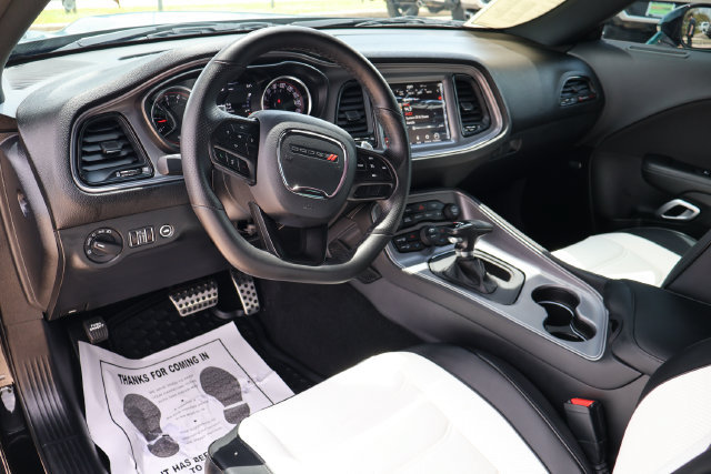 Used 2023 Dodge Challenger R/T Scat Pack RWD image 9