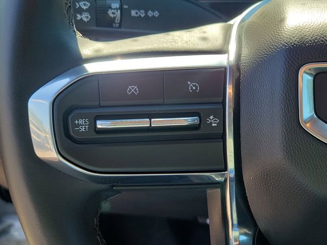 Used 2024 GMC Canyon Elevation RWD image 18