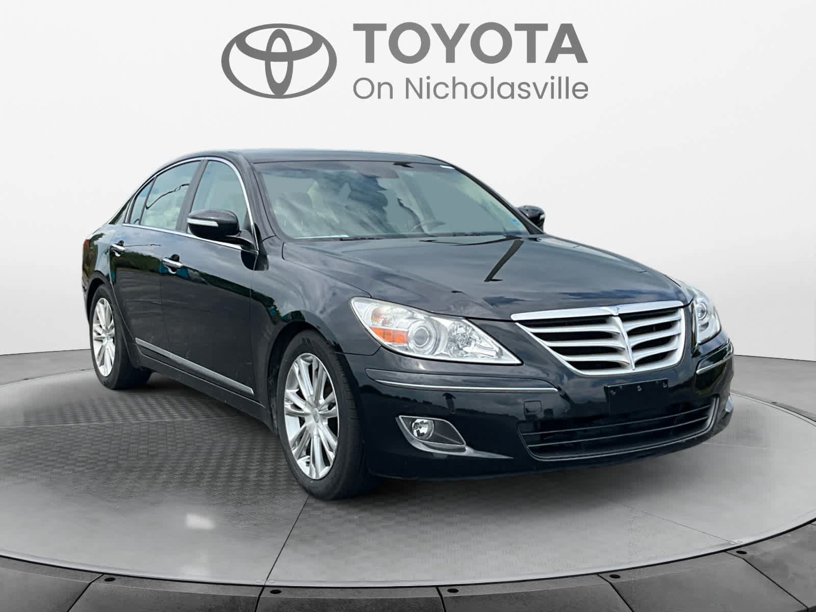 Used 2009 Hyundai Genesis 4.6 w/ Technology Pkg 5 RWD image 7