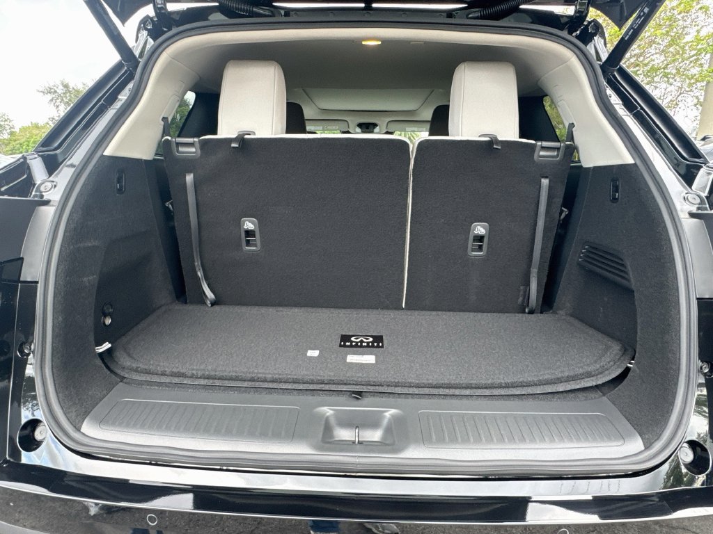 New 2027 INFINITI QX60 Luxe w/ Cargo Package FWD image 28