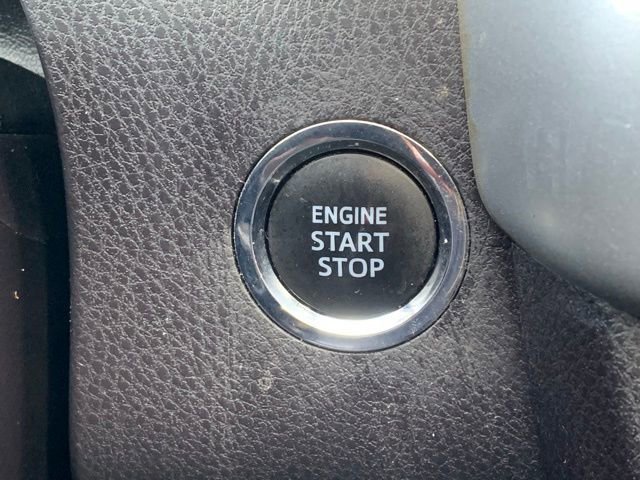 Used 2018 Toyota Highlander XLE image 21