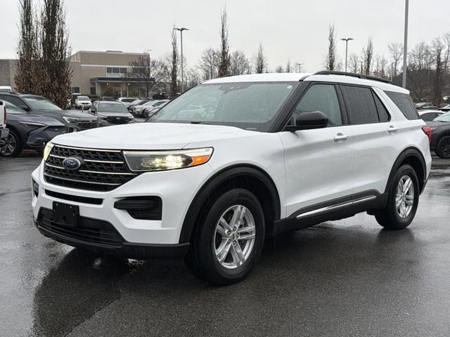 Used 2021 Ford Explorer XLT image 7