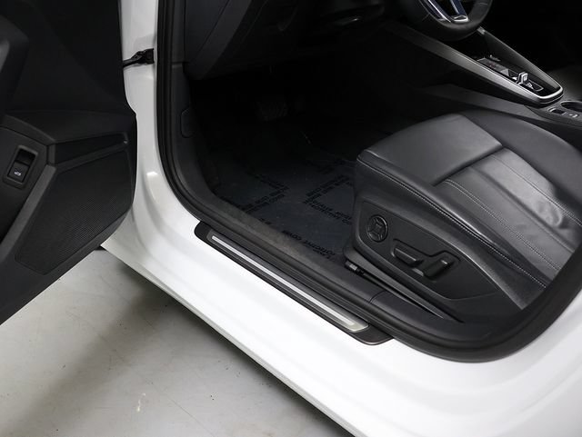 Used 2022 Audi A3 2.0T Premium Plus AWD/4WD image 23