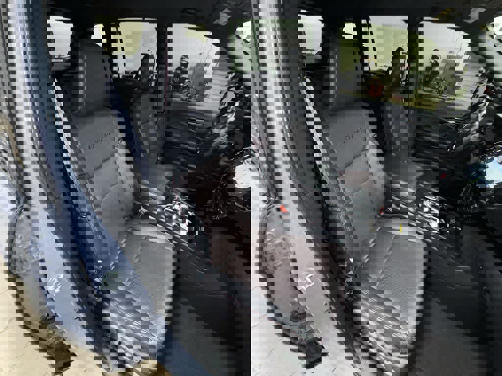 Certified 2024 Honda Passport Black Edition image 16